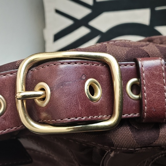 Coach Zoe Patchwork Shoulder Bag - Picture 7 of 16